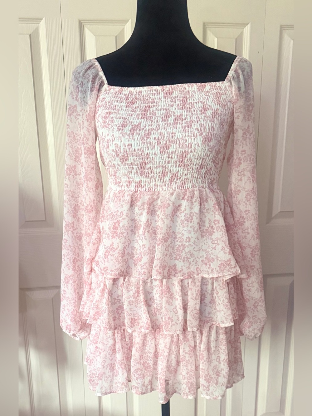 Women's Pink Floral Long Sleeve Dress